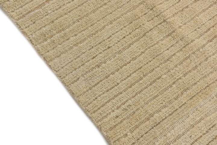 4' 10 x 6' 8 Hand Knotted Moroccan Wool Rug