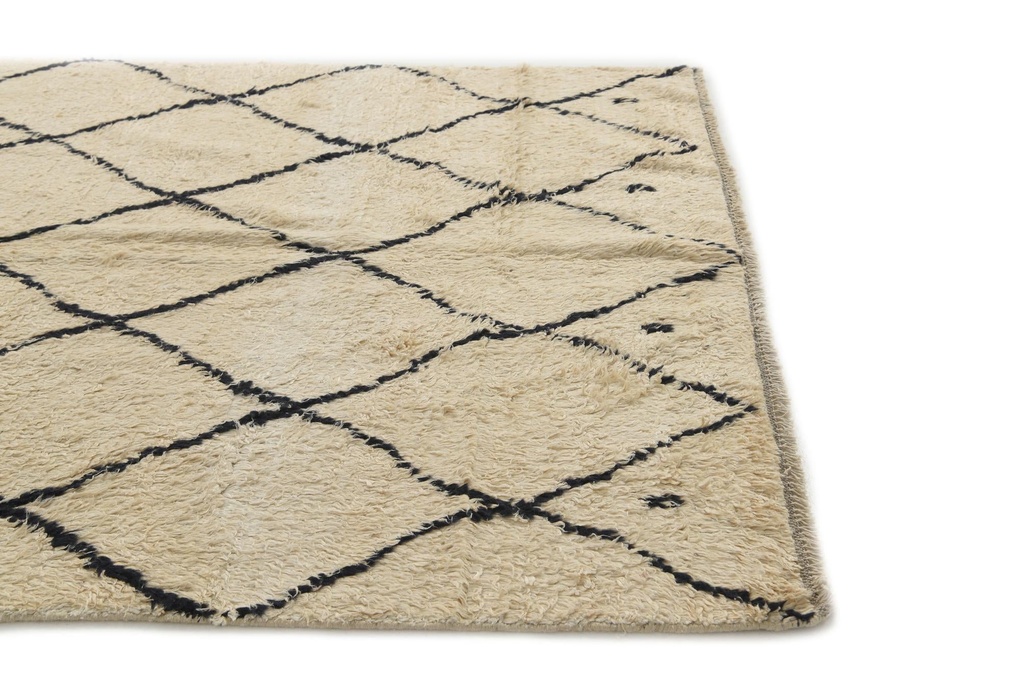 5' 5 x 8' 1 Hand Knotted Moroccan Wool Rug