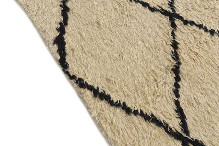 5' 5 x 8' 1 Hand Knotted Moroccan Wool Rug