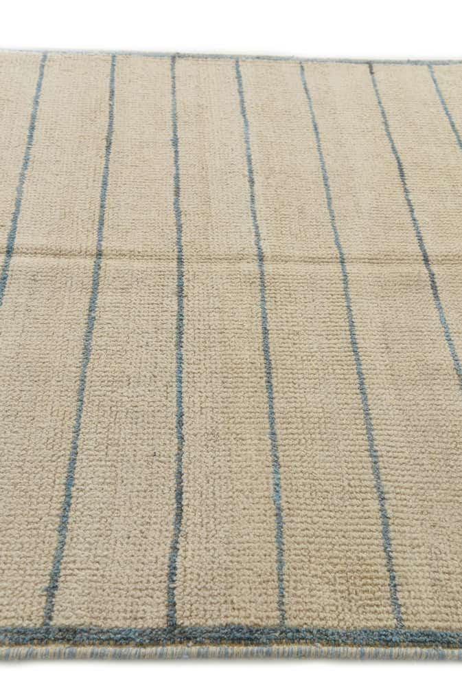 5' x 7' 2 Hand Knotted Moroccan Wool Rug