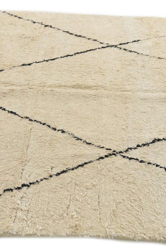 5' 2 x 8' 3 Hand Knotted Moroccan Wool Rug