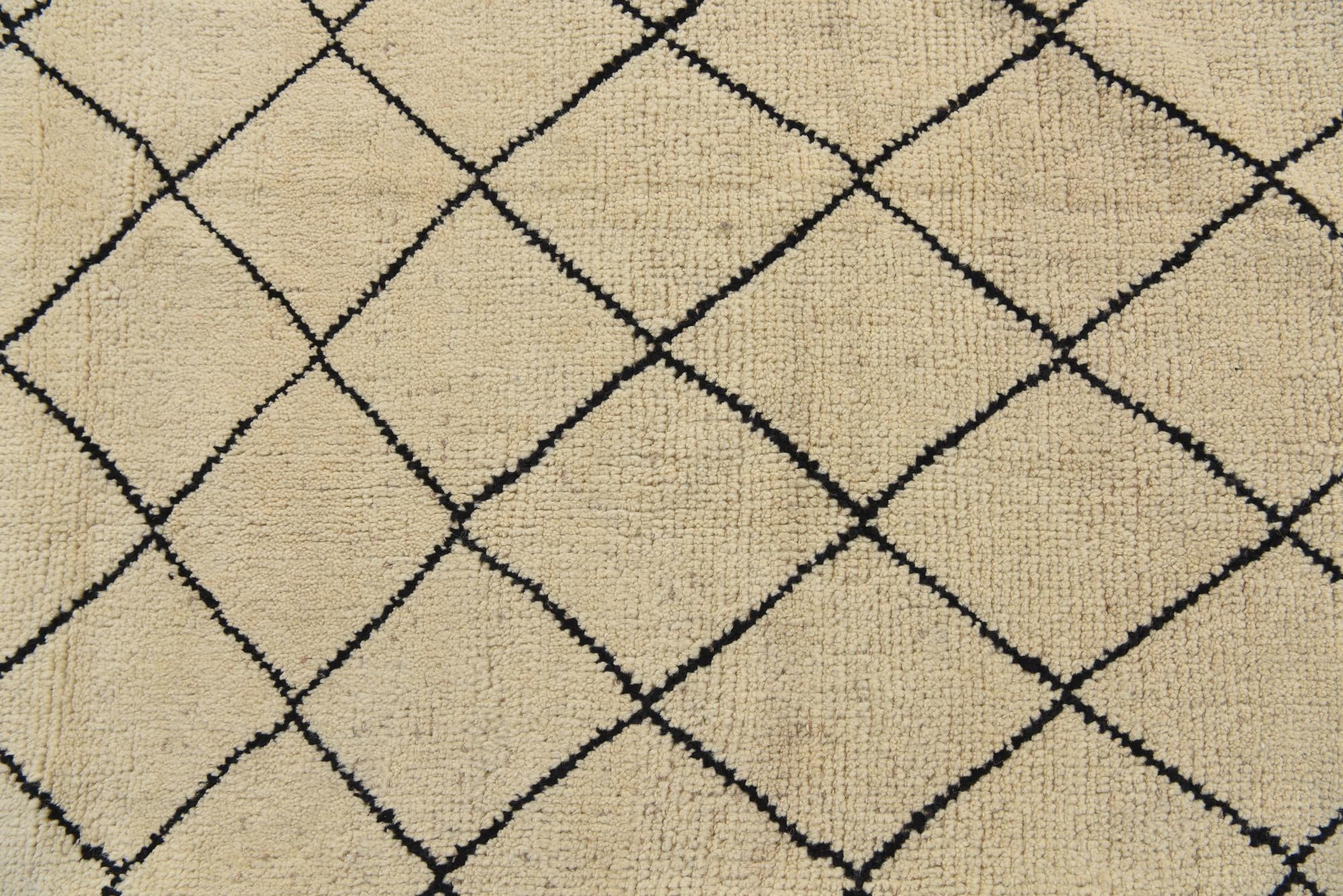 5' 3 x 7' 8 Hand Knotted Moroccan Wool Rug