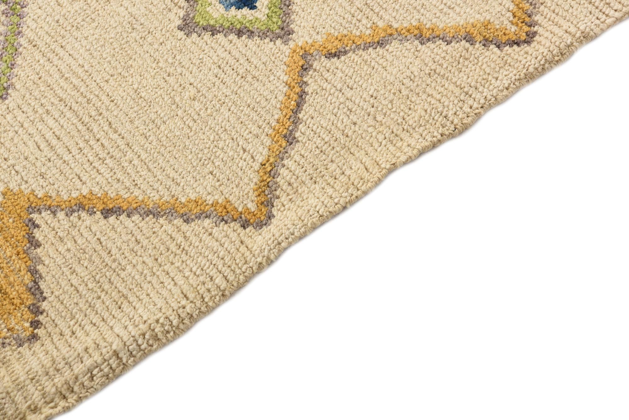 5' 9 x 8' 3 Hand Knotted Moroccan Wool Rug