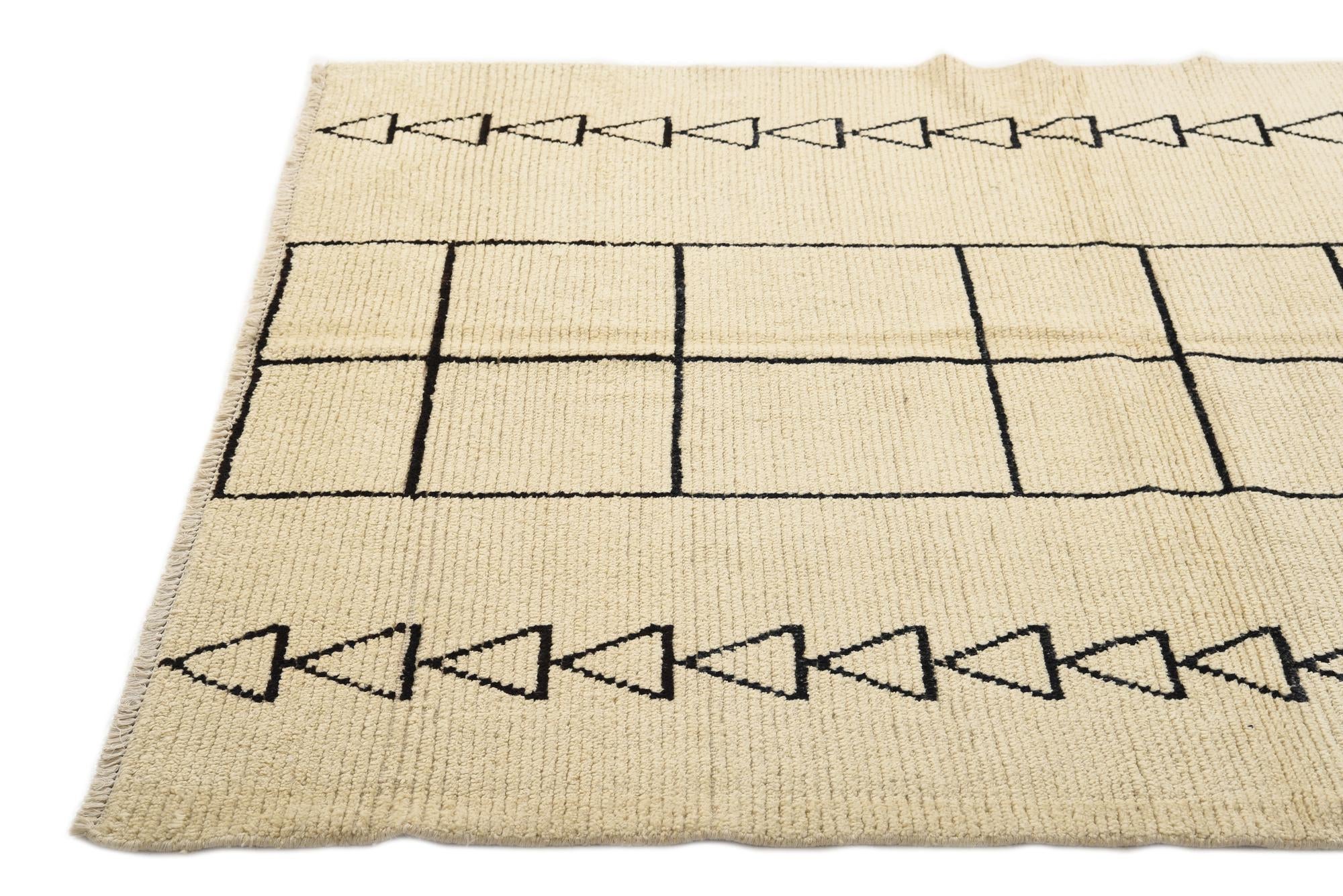 5' 7 x 7' 6 Hand Knotted Moroccan Wool Rug