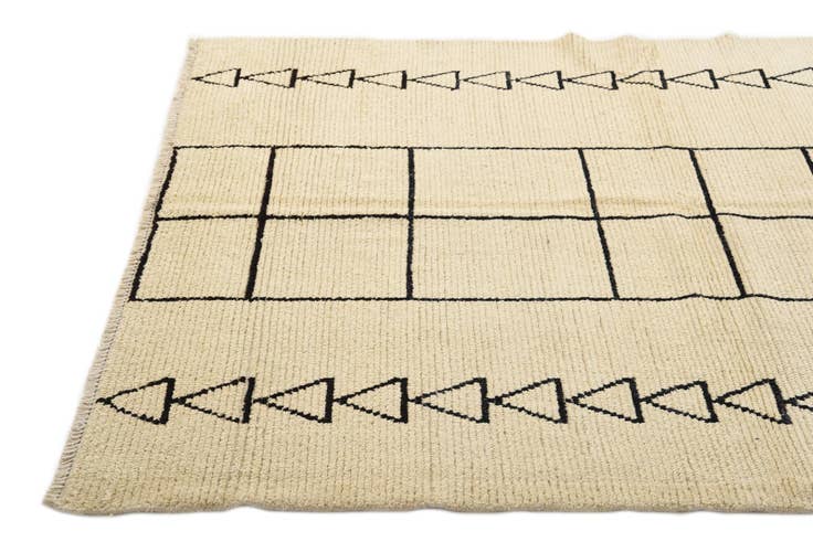 Detail image of 5' 7 x 7' 6 Hand Knotted Moroccan Wool Rug