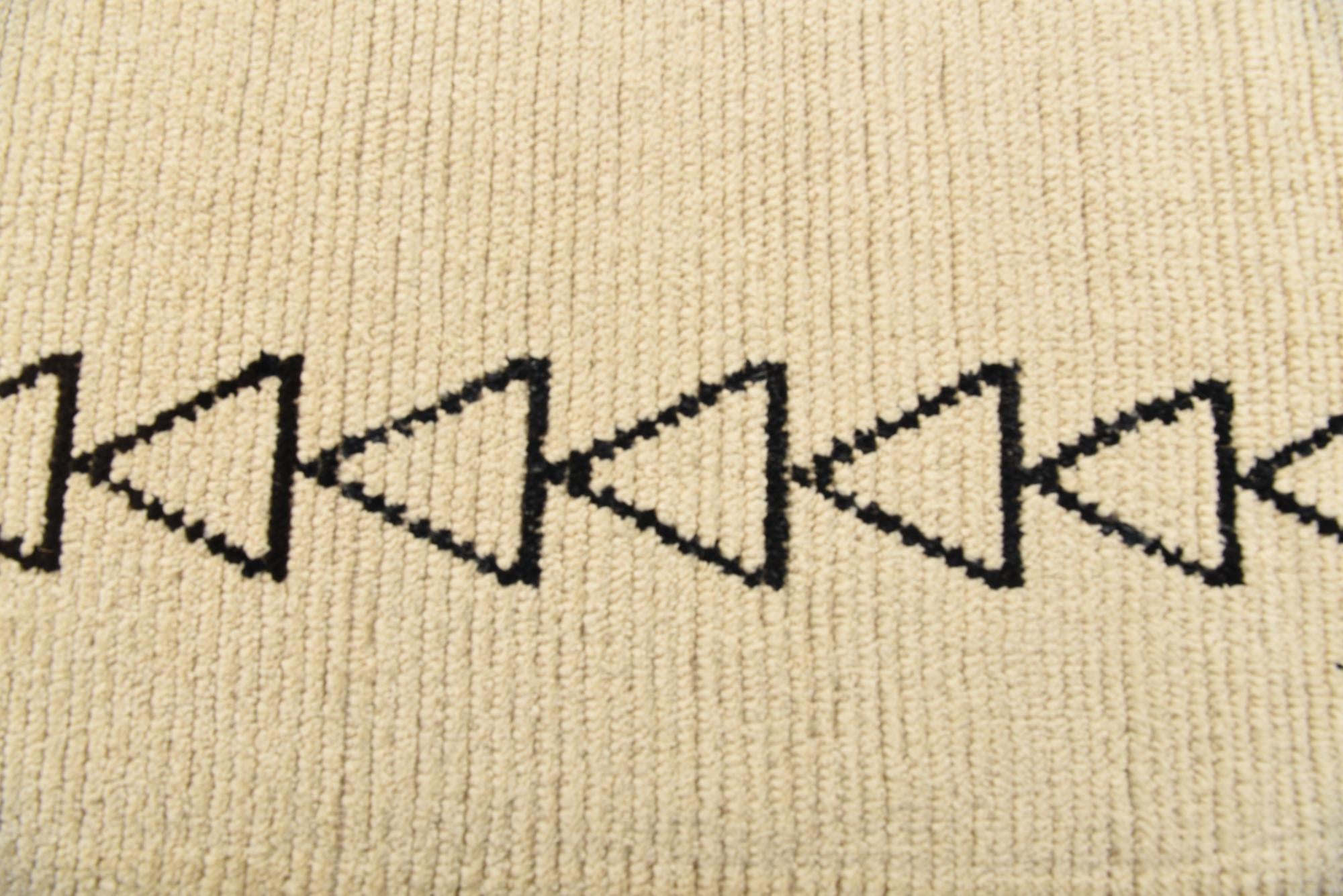 5' 7 x 7' 6 Hand Knotted Moroccan Wool Rug