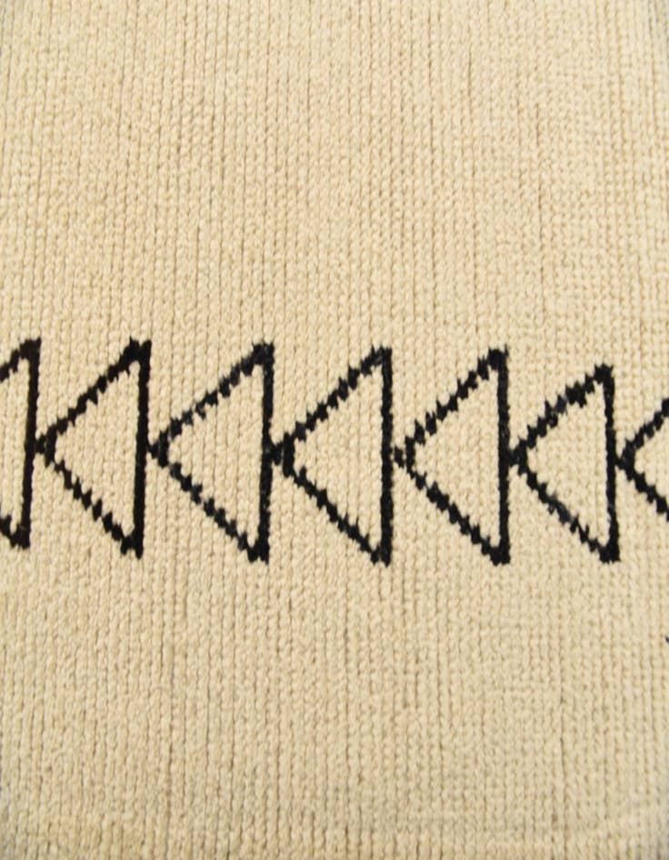 Detail image of 5' 7 x 7' 6  Hand Knotted Moroccan Wool Rug