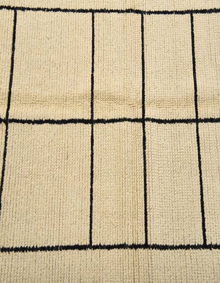 Detail image of 5' 7 x 7' 6  Hand Knotted Moroccan Wool Rug