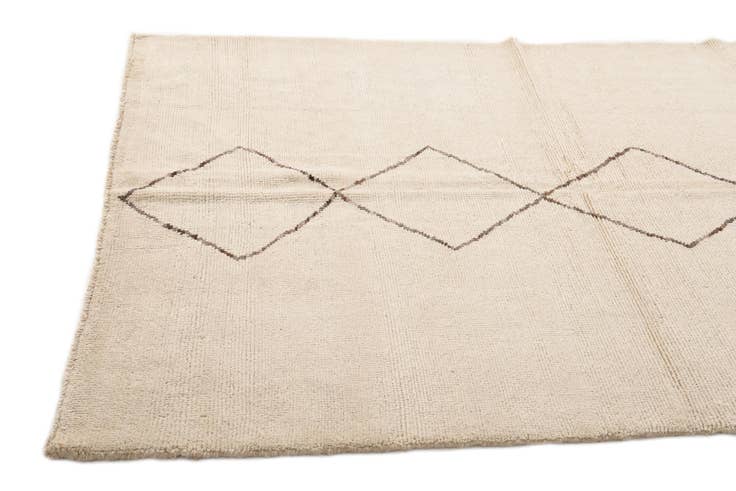 Detail image of 5' 8 x 7' 10 Hand Knotted Moroccan Wool Rug