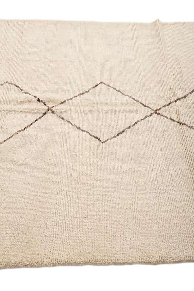 5' 8 x 7' 10 Hand Knotted Moroccan Wool Rug