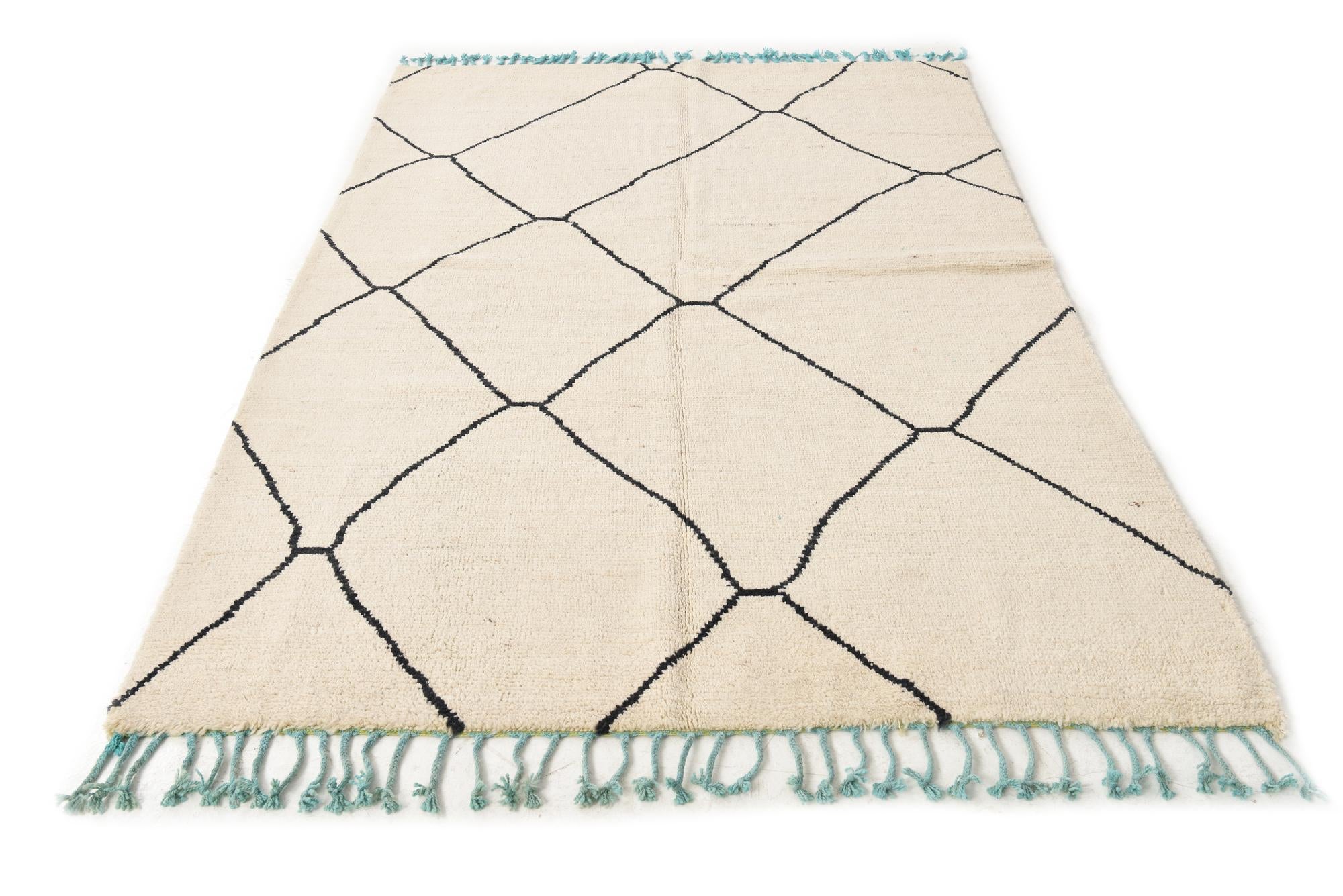 4' 10 x 7' 2 Hand Knotted Moroccan Wool Rug