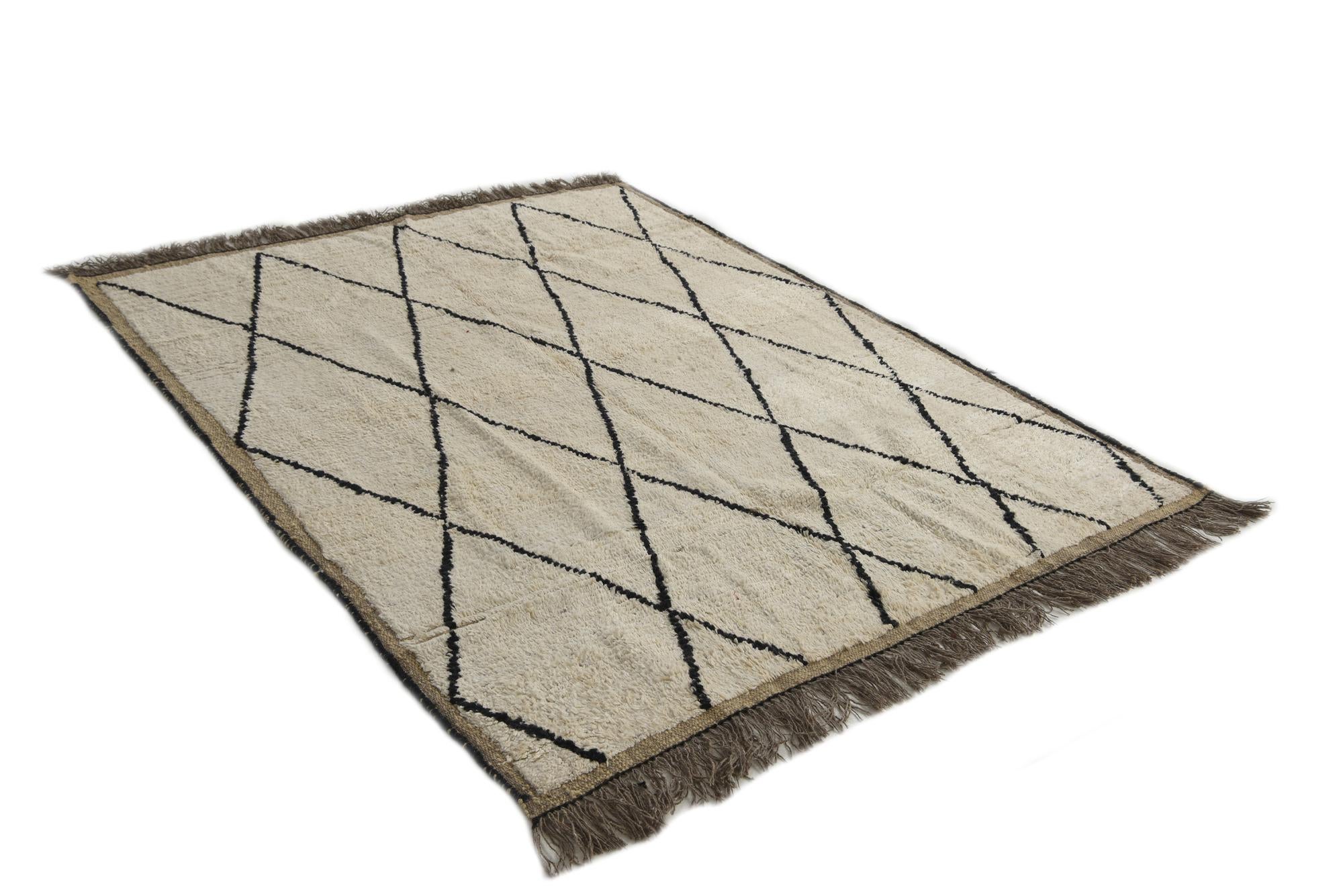 5' 5 x 6' 10 Hand Knotted Moroccan Wool Rug