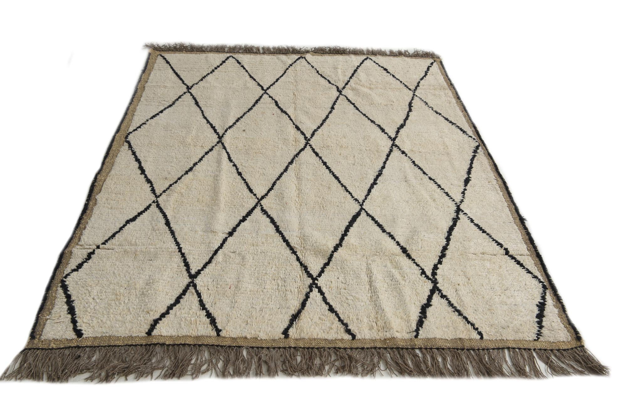 5' 5 x 6' 10 Hand Knotted Moroccan Wool Rug