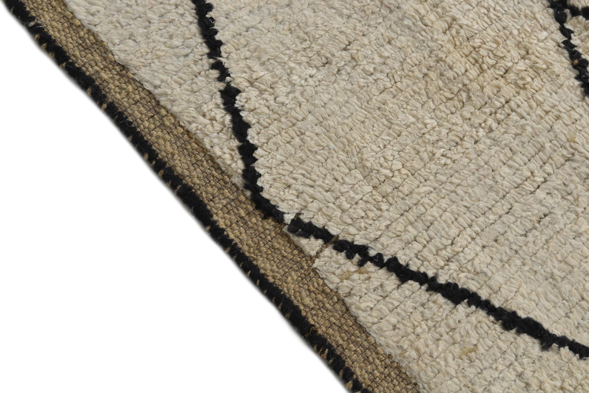 5' 5 x 6' 10 Hand Knotted Moroccan Wool Rug
