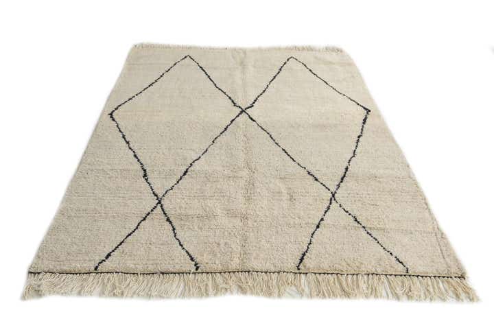 5' 2 x 6' 10 Hand Knotted Moroccan Wool Rug