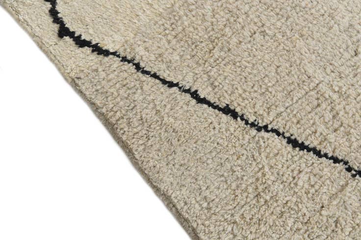 Detail image of 5' 2 x 6' 10 Hand Knotted Moroccan Wool Rug