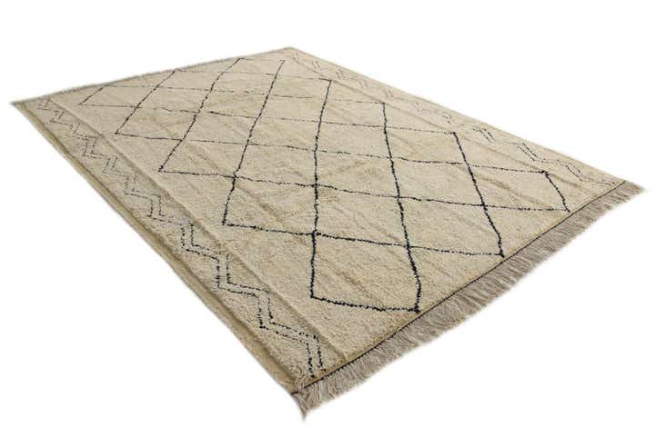 8' x 10' 2 Hand Knotted Moroccan Wool Rug