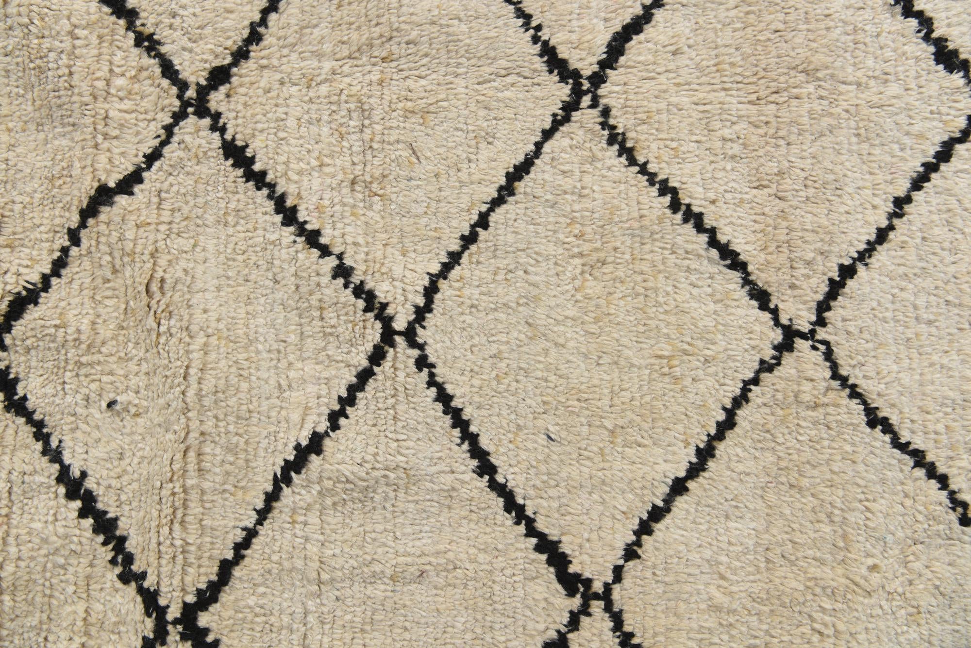 6' 1 x 8' 9 Hand Knotted Moroccan Wool Rug