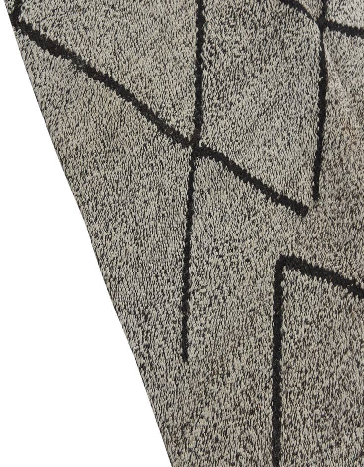 Detail image of 7' x 10'  Hand Woven Moroccan Wool Rug