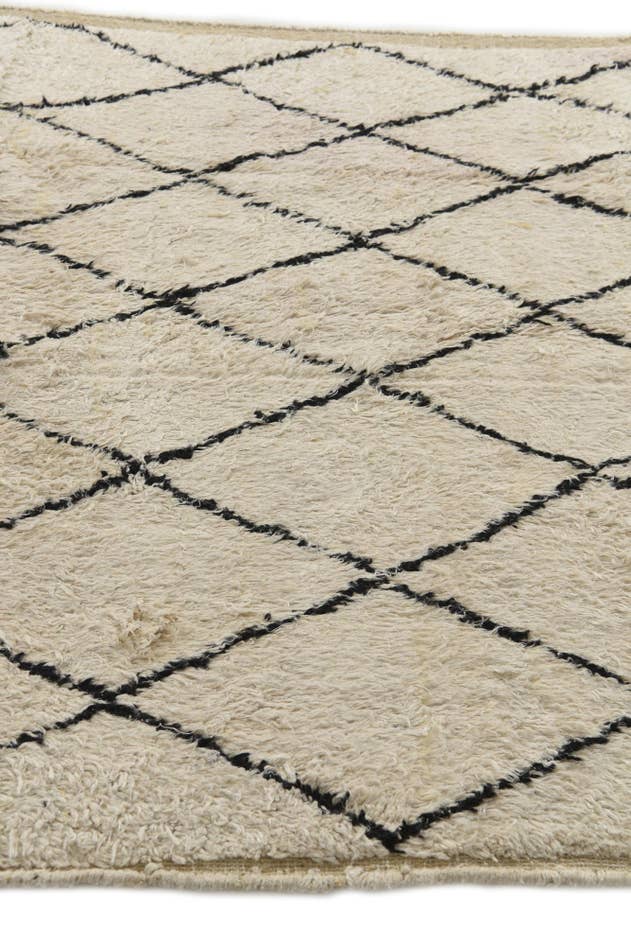 Detail image of 5' 3 x 7' 5 Hand Knotted Moroccan Wool Rug