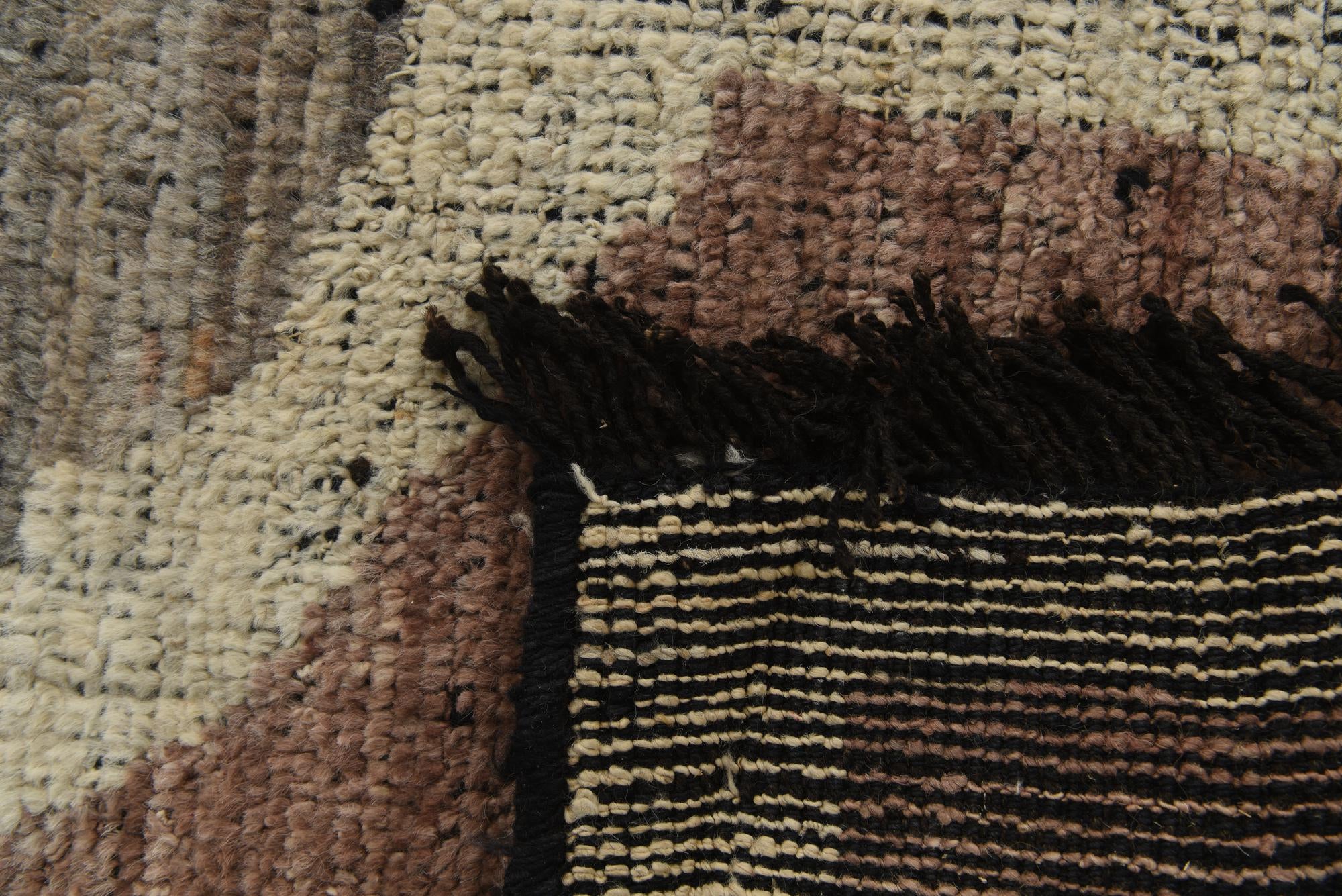 8' 5 x 9' 4 Hand Knotted Moroccan Wool Rug