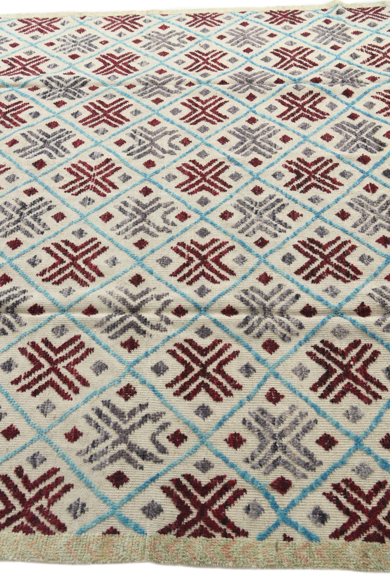 7' 9 x 10' 6 Hand Knotted Moroccan Wool Rug