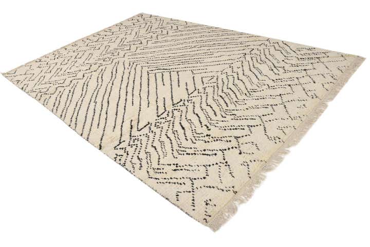 8' x 11' 2 Hand Knotted Moroccan Wool Rug