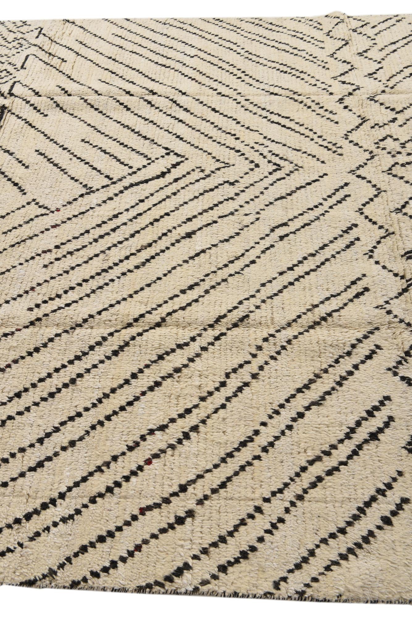 8' x 11' 2 Hand Knotted Moroccan Wool Rug