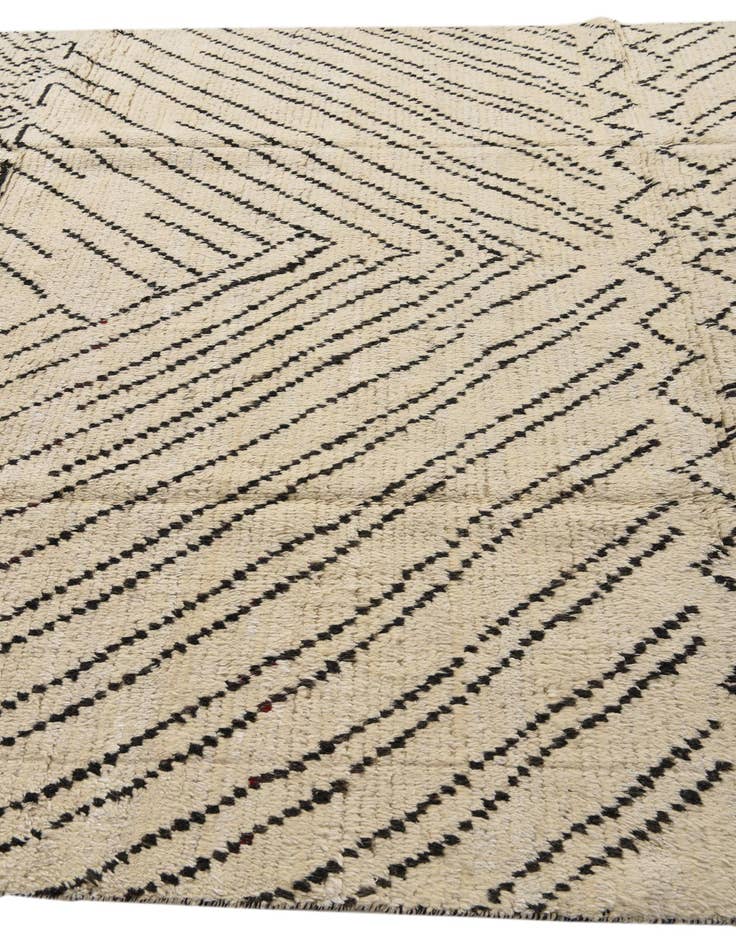 Detail image of 8' x 11' 2  Hand Knotted Moroccan Wool Rug