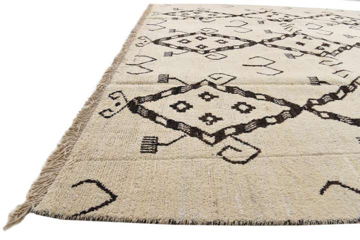 8' 2 x 9' 7 Hand Knotted Moroccan Wool Rug