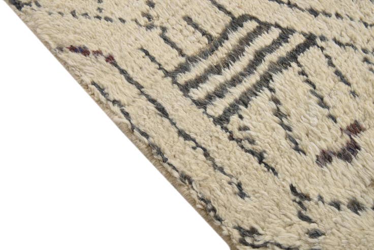 Detail image of 6' x 10' Hand Knotted Moroccan Wool Rug