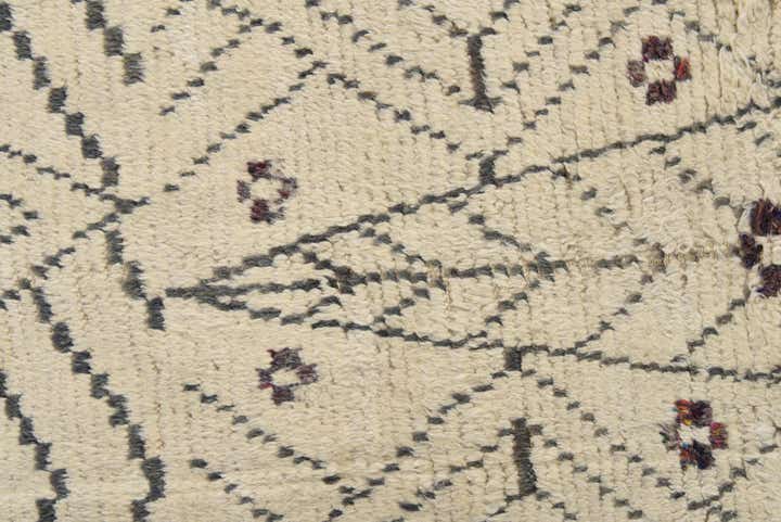 6' x 10' Hand Knotted Moroccan Wool Rug