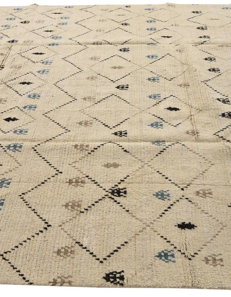 Detail image of 9' x 13'  Hand Knotted Moroccan Wool Rug