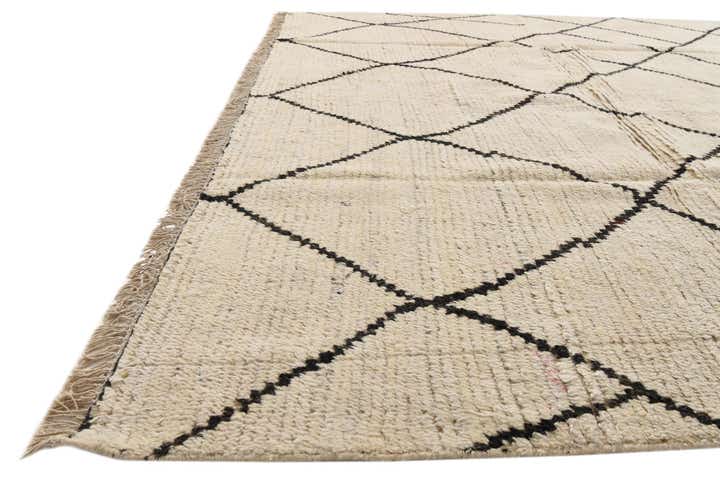 7' 11 x 10' 4 Hand Knotted Moroccan Wool Rug