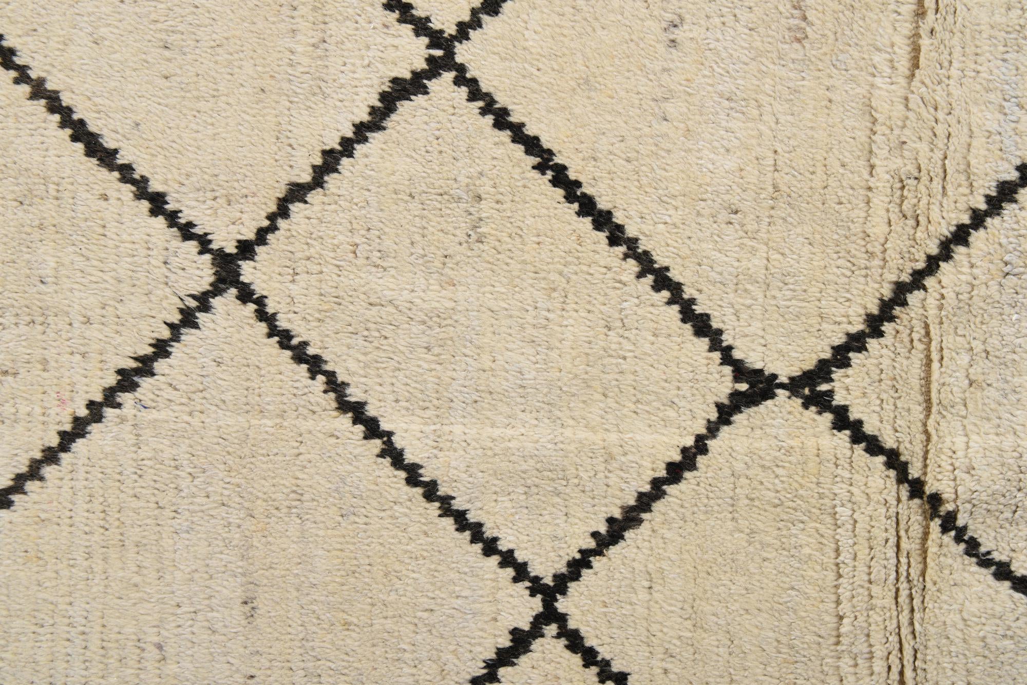 7' 11 x 10' 4 Hand Knotted Moroccan Wool Rug