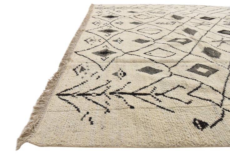 Detail image of 8' 1 x 9' 11 Hand Knotted Moroccan Wool Rug