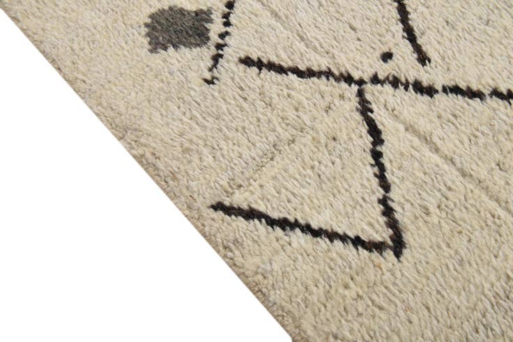 Detail image of 8' 1 x 9' 11 Hand Knotted Moroccan Wool Rug