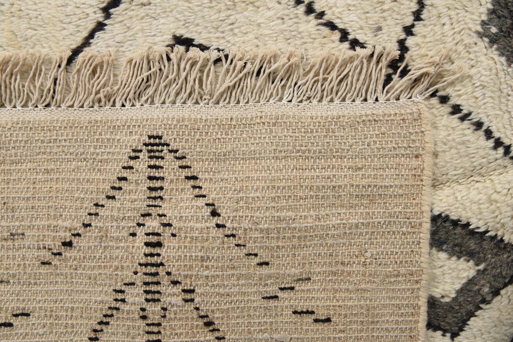 8' 1 x 9' 11 Hand Knotted Moroccan Wool Rug