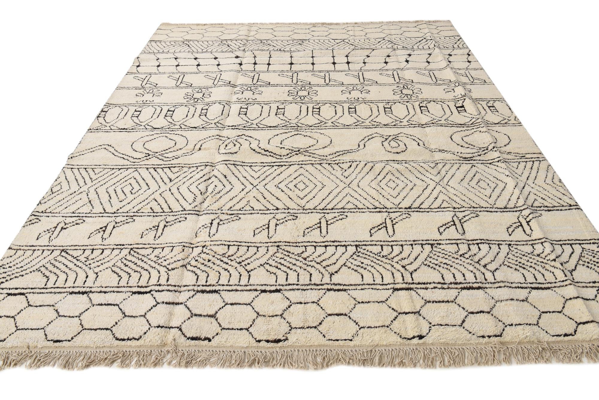 8' 2 x 10' Hand Knotted Moroccan Wool Rug