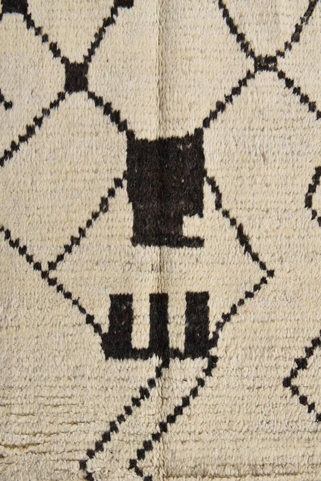 Detail image of 8' 11 x 12' 6 Hand Knotted Moroccan Wool Rug