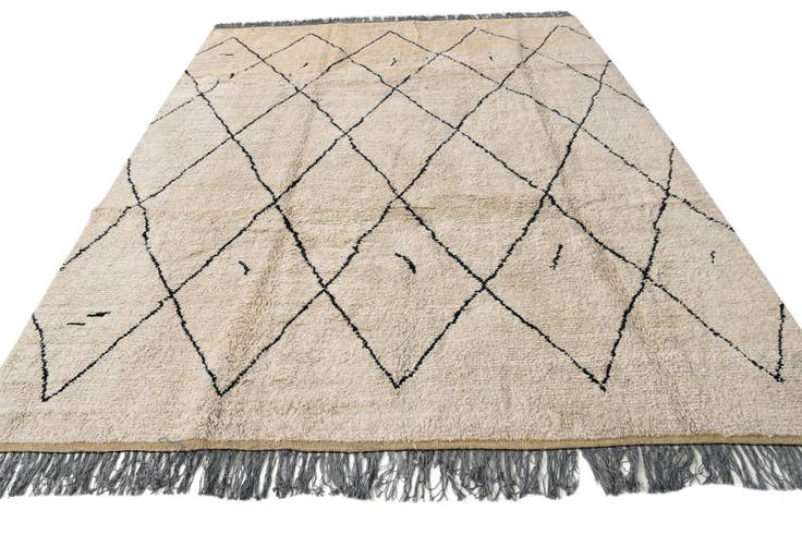 Detail image of 8' x 10' 5 Hand Knotted Moroccan Wool Rug