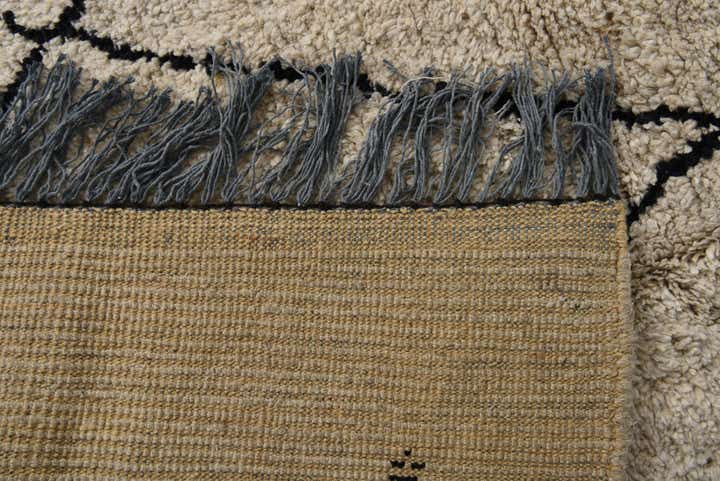 8' x 10' 5 Hand Knotted Moroccan Wool Rug