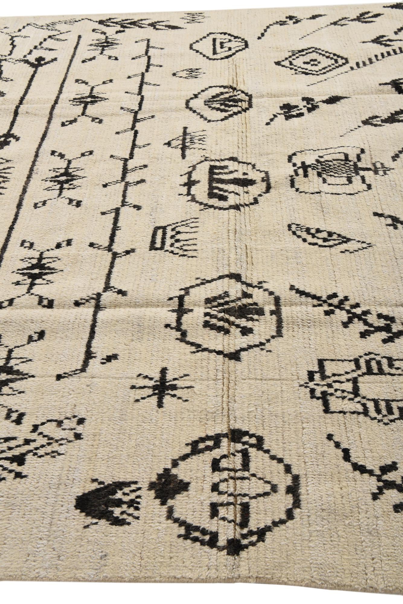 9' x 13' Hand Knotted Moroccan Wool Rug