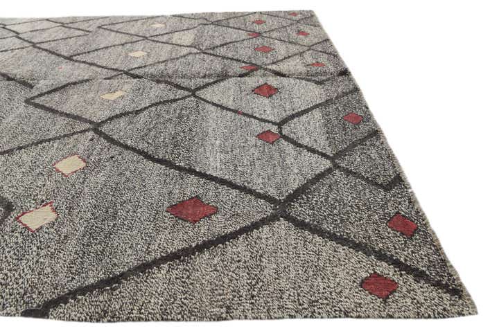 6' 7 x 9' 7 Hand Woven Moroccan Wool Rug