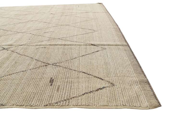 7' 9 x 10' 7 Hand Knotted Moroccan Wool Rug