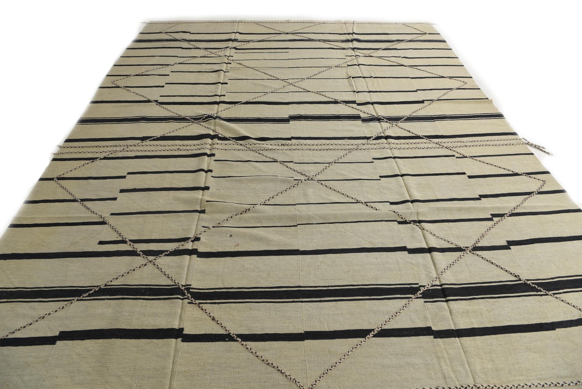 10' x 12' 10 Hand Knotted Moroccan Wool Rug