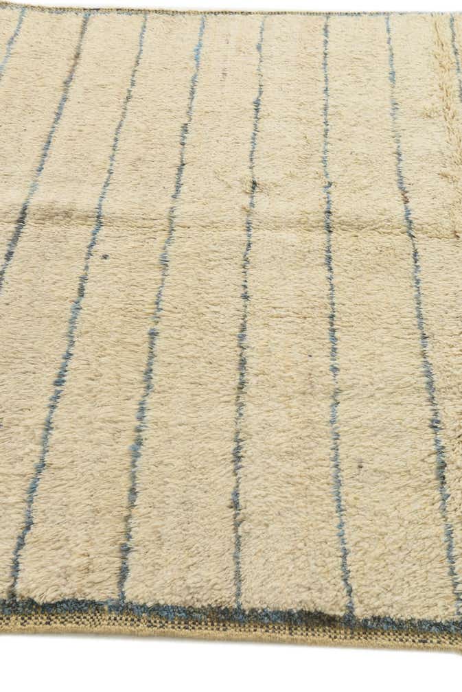 5' 1 x 7' 5 Hand Knotted Moroccan Wool Rug