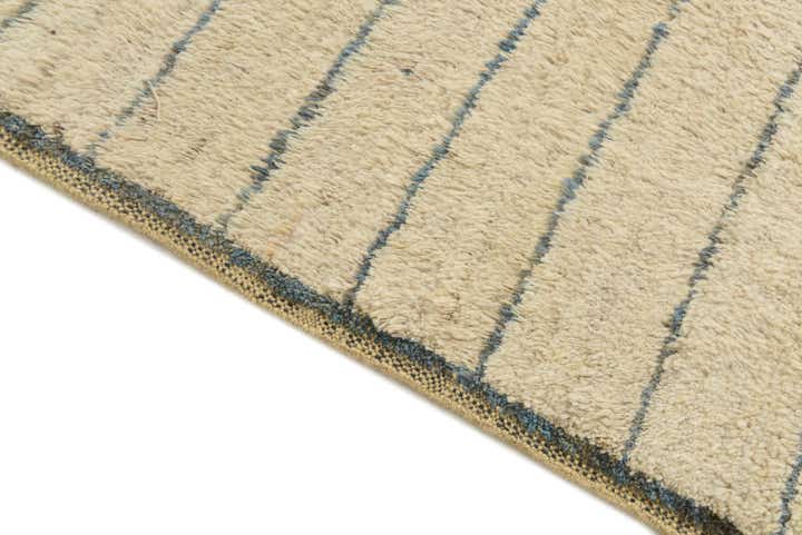 5' 1 x 7' 5 Hand Knotted Moroccan Wool Rug