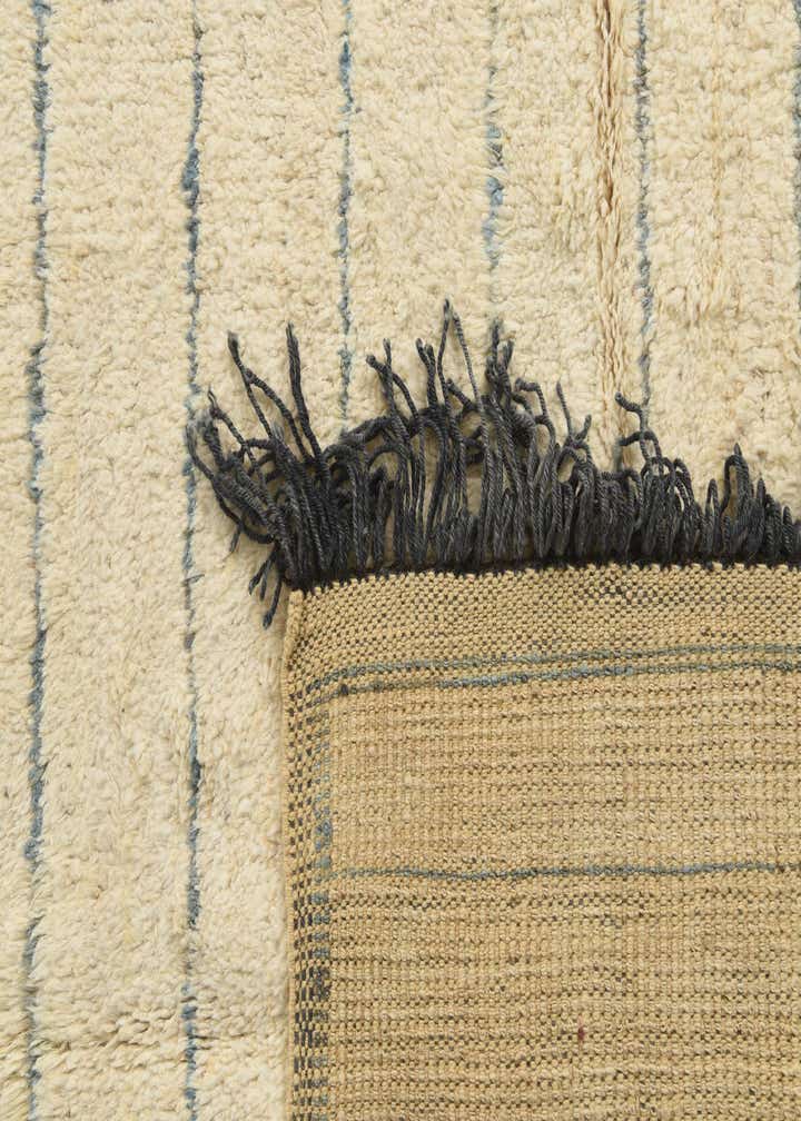 5' 1 x 7' 5 Hand Knotted Moroccan Wool Rug