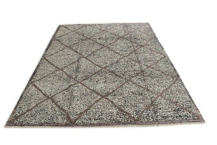 8' 5 x 10' 2 Hand Knotted Moroccan Wool Rug